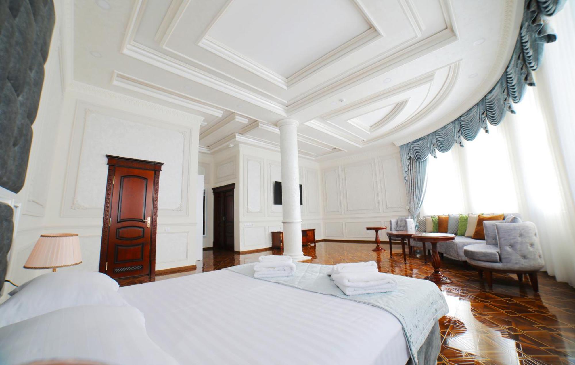 Bravolyuks Hotel Ürgenç Dış mekan fotoğraf