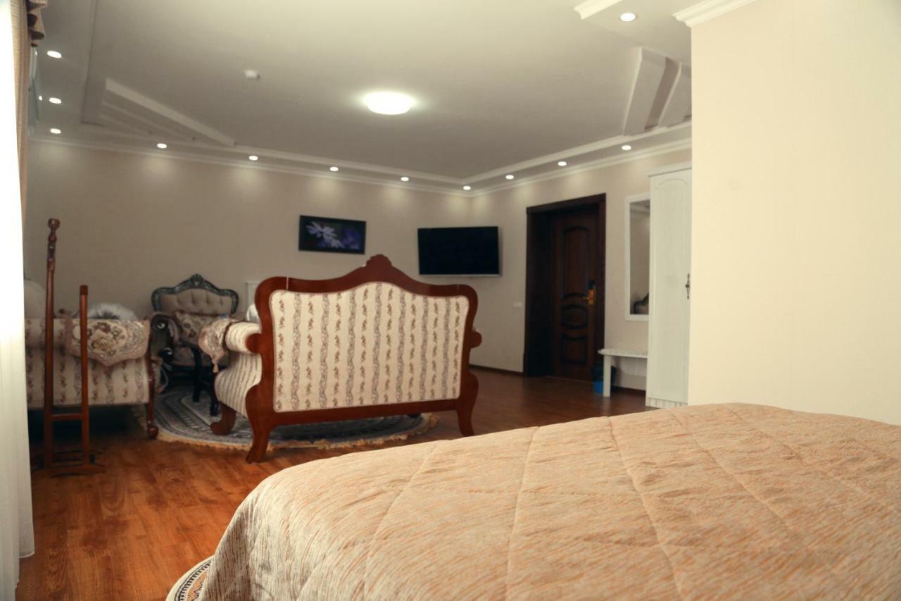 Bravolyuks Hotel Ürgenç Dış mekan fotoğraf