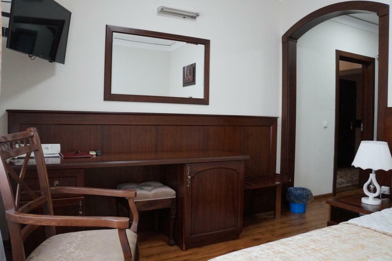 Bravolyuks Hotel Ürgenç Dış mekan fotoğraf