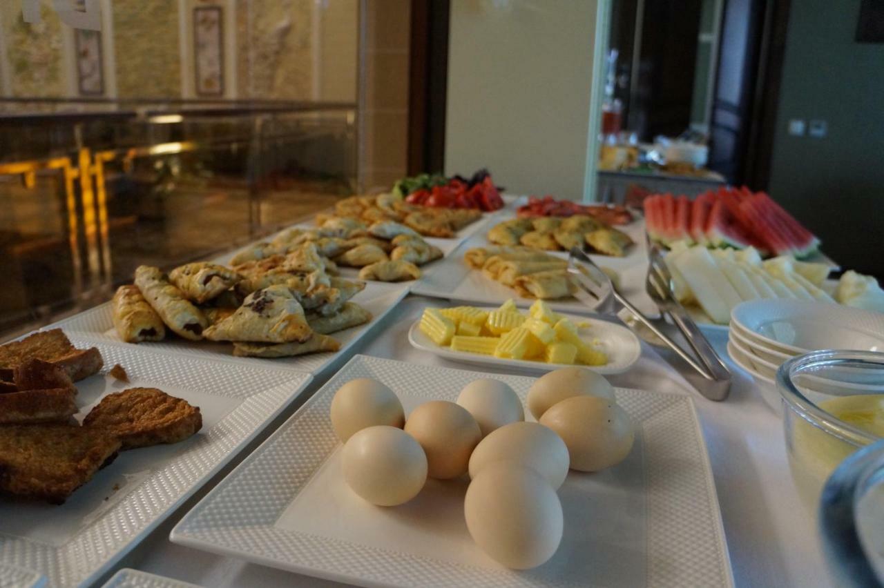 Bravolyuks Hotel Ürgenç Dış mekan fotoğraf