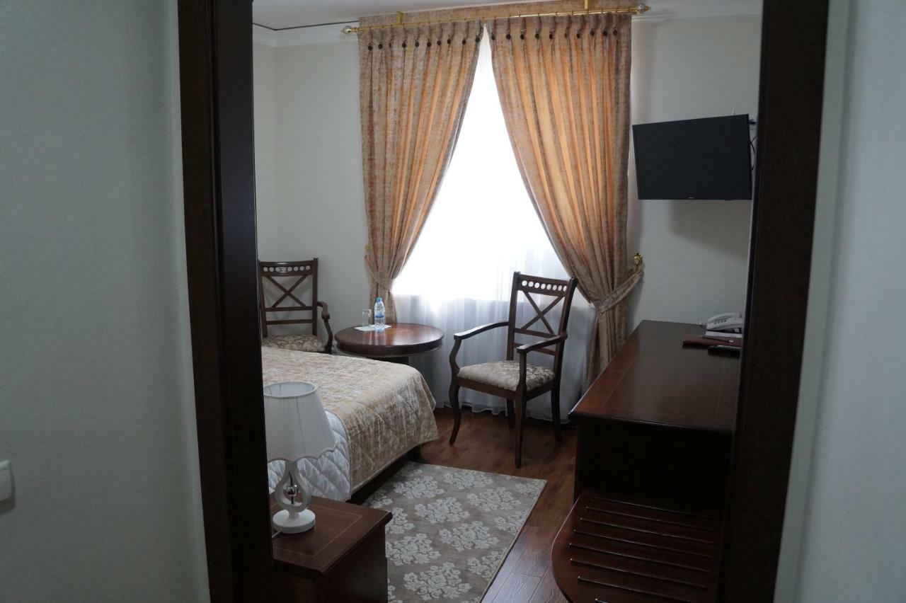 Bravolyuks Hotel Ürgenç Dış mekan fotoğraf